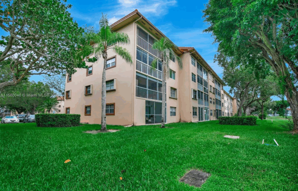 1200 SW 125th Ave APT 415L Pembroke Pines (1)