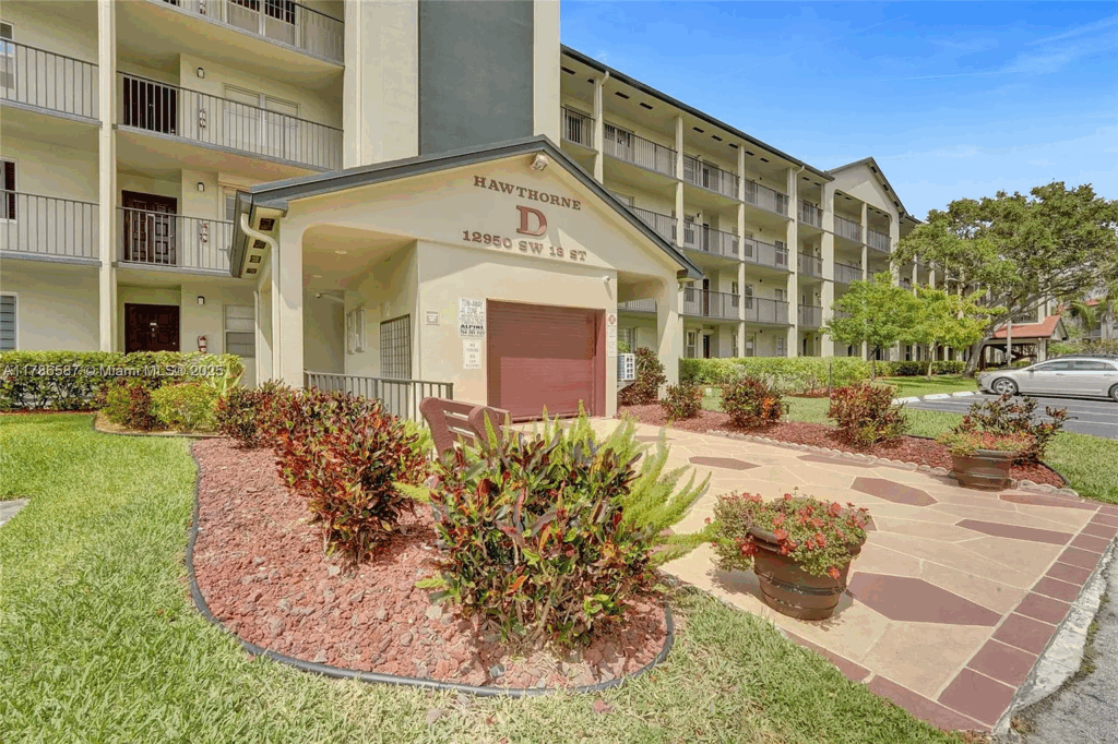 12950 SW 13th St APT 202D Pembroke Pines (10)