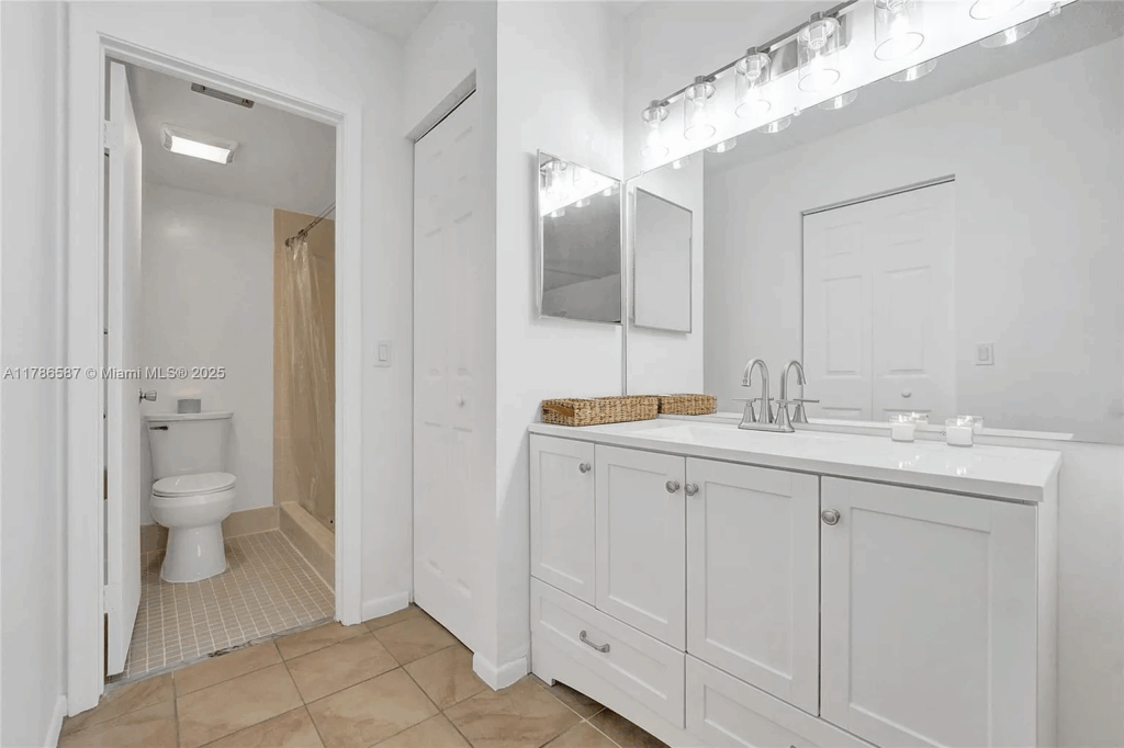 12950 SW 13th St APT 202D Pembroke Pines (12)