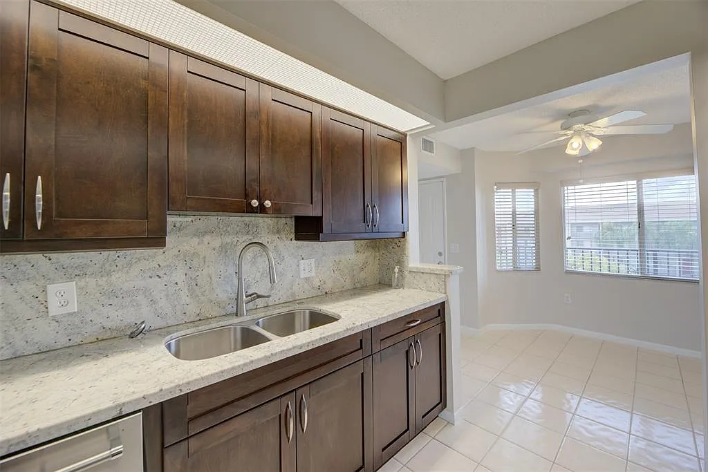 750 SW 138 Avenue 403F Pembroke Pines (6)